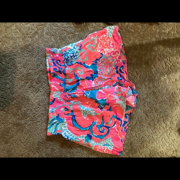 Lily Pulitzer Shorts - Picture 2 of 3